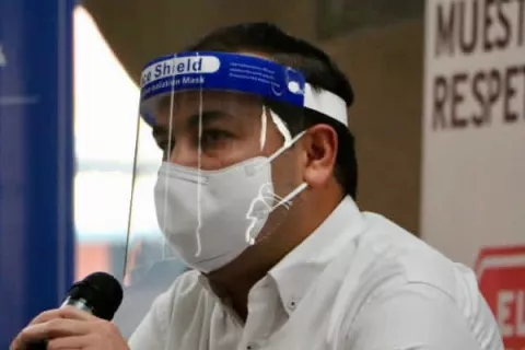Director de El Metro de Panamá, Héctor Ortega, recomienda  utilizar pantalla facial dentro de este sistema de transporte público