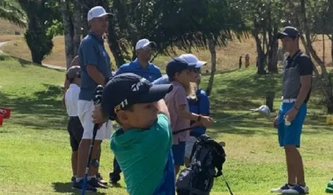 Pequeños golfistas vuelven a la cancha con el Tour Semillero