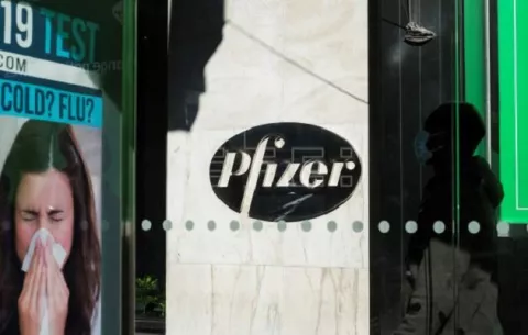 Vacuna de Pfizer y su eficacia del 95 %: ¿Qué dicen los médicos panameños?