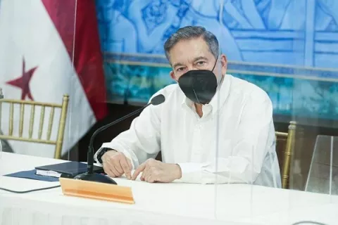 Empresas privadas y el sector público podrán laborar con el 100% de su personal de manera presencial
