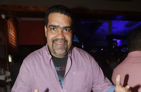 Julio Shebelut pide disculpa por comentario que hizo en Twitter