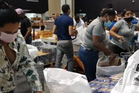 Más de 1.6 millones de panameños se han beneficiado con bolsas, el vale digital y el bono físico en medio de la COVID-19