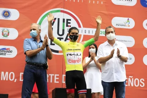 Costarricense Gabriel Rojas nuevo líder de la Vuelta a Chiriquí