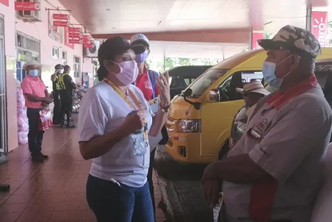 Denuncian  la  falta de buses y relajamiento en  normas de bioseguridad