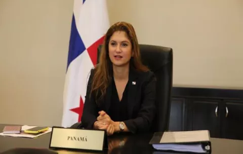 Laurentino Cortizo designó a Erika Mouynes como ministra de Relaciones Exteriores de Panamá