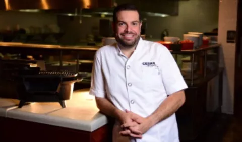 'Chef' César González, es el latino más influyente en el ' top ten' de Instagram