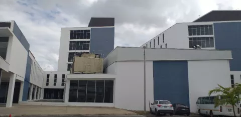 Médicos cubanos son asignados a la Torre COVID-19 del hospital Rafael Hernández en Chiriquí