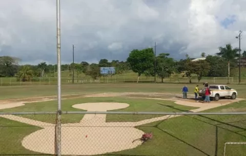 Funcionarios de Pandeportes acondicionarán campos de juego en la provincia de Colón