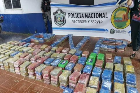 Fiscalía de drogas de Colón y Guna Yala solicita la condena de 15 años de cárcel para tres colombianos y un hondureño