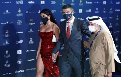 Cristiano, elegido el mejor futbolista del siglo XXI por encima de Messi y Ronaldinho