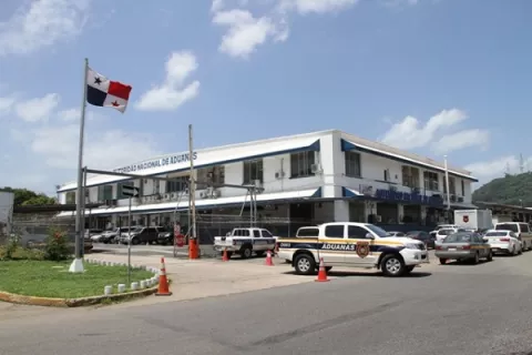 Autoridad de Aduanas da prórroga para legalización de empresas courier