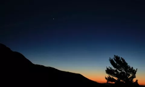 'Estrella de Belén': Hoy ocurrirá la conjunción de los planetas Júpiter y Saturno