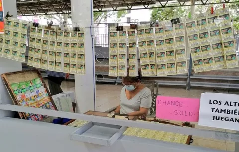 Sorteo extraordinario de la lotería repartirá 5.4 millones de dólares en premios 