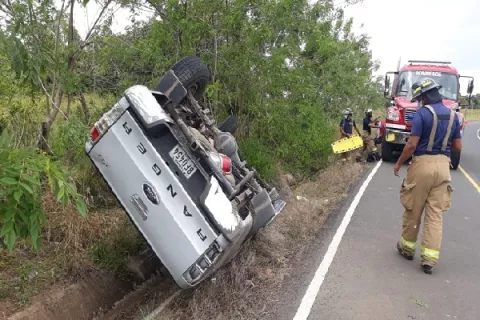Fin de semana de vuelcos y atropello en las calles herreranas