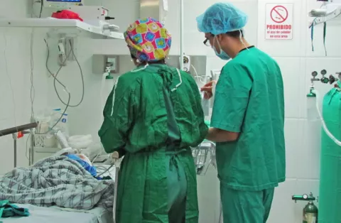Hospital del Niño ofrece recomendaciones para evitar quemaduras de menores este fin de año