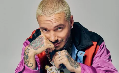 J Balvin: En Panamá también causan revuelo por las zapatillas del cantante