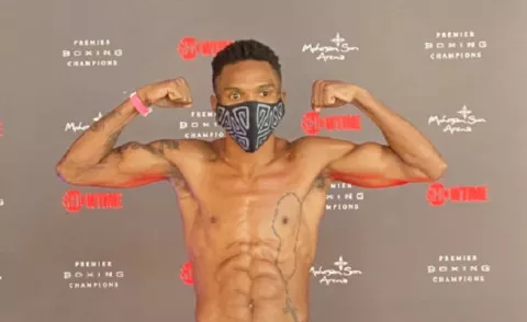 Jaime Arboleda va con todo contra Chris Colbert por el título mundial interino superpluma