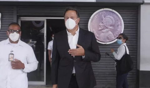 Diputada Mayín Correa exige al procurador Eduardo Ulloa agilizar proceso legal contra Juan Carlos Varela por paralización de la Ciudad Hospitalaria