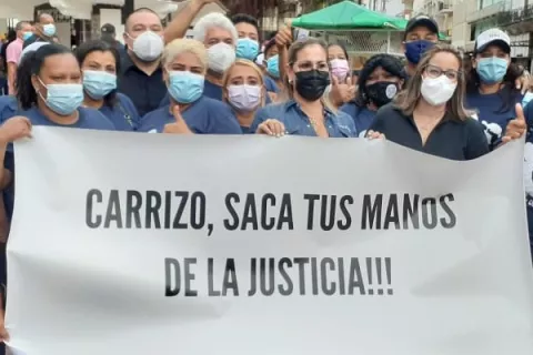 Simpatizantes de Realizando Metas y de Ricardo Martinelli marchan exigiendo que José Gabriel  Carrizo saque sus manos de la justicia