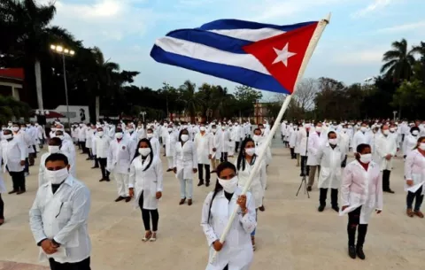 Human Rights Watch pide a Panamá "garantizar" que Cuba no viole derechos de médicos cubanos