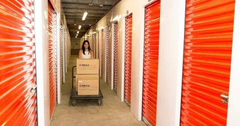 Alquiler de mini depósitos subió un 25% en medio de la pandemia