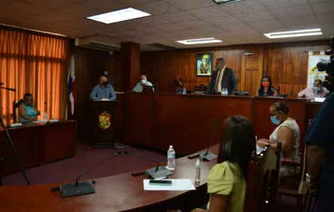 Sigue la controversia entre comerciantes y ediles de La Chorrera por medidas sanitarias