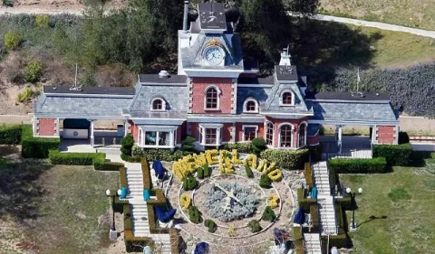 El rancho Neverland fue vendido por $22 millones, casi cinco veces por debajo de su precio original