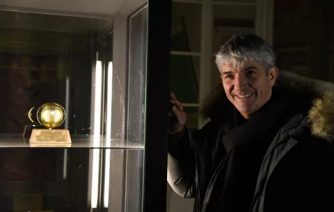 Roban en la casa del futbolista Paolo Rossi durante su funeral