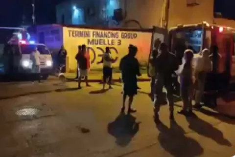 Senan rescata a siete tripulantes que se encontraban a la deriva a 25 millas náuticas del rompe olas de la provincia de Colón