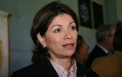 ¿Dónde está la reconocida competencia en materia de derechos humanos de Ana Matilde Gómez?, pregunta Luis Eduardo Camacho