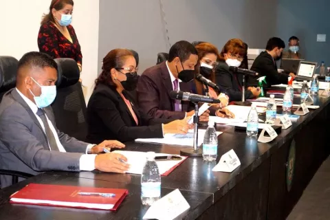 Diputados darán primer debate a proyecto de ley que regula descuentos en colegios particulares