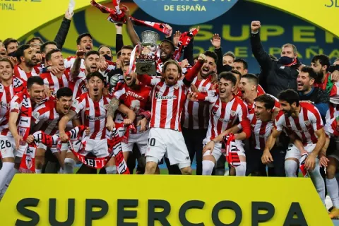 Athletic se queda con la Supercopa; Barça lo lamenta