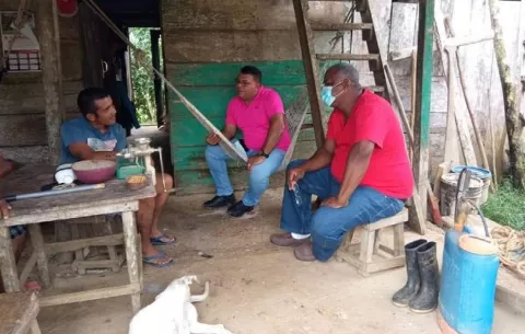 Autoridades del gobierno se reúnen con residentes de Chagres en Colón 