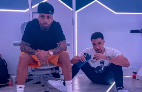 'Bk' y 'Dímelo Flow': Productores panameños trabajando de la mano de artistas internacionales 