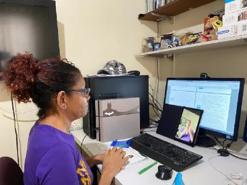 Caja de Seguro Social atendió más de tres mil videollamadas de asistencia a personas con discapacidad auditiva
