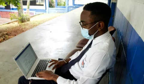 El Meduca aplicará a estudiantes  "principio de flexibilidad" también en 2021 por la pandemia