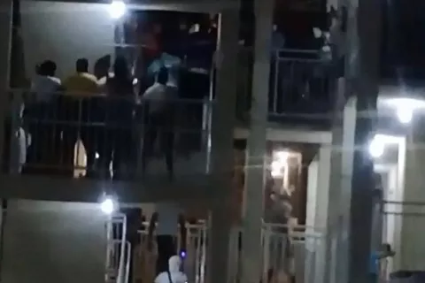 Residentes de Altos de Los Lagos desafían a la covid-19 realizando fiesta carnavalera