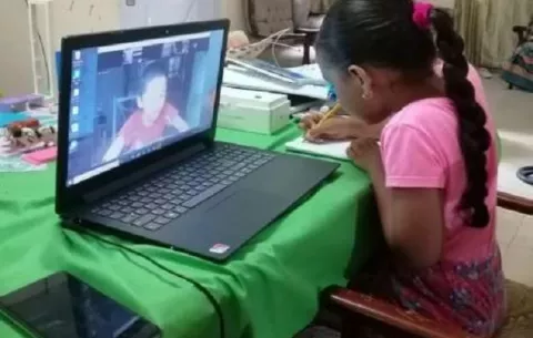Presentan proyecto de ley para regular pago de mensualidad y matrícula de las clases virtuales