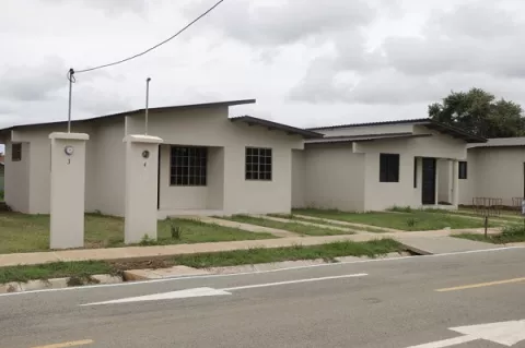 Gobierno desembolsa 45.8 millones de dólares del Fondo Solidario de Vivienda durante el 2020