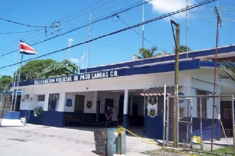 Panameño detenido por Migración de Costa Rica se quita la vida dentro de una celda