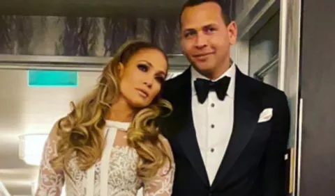Celebridades que pausaron sus bodas el año pasado: ¿Habrá boda este 2021?