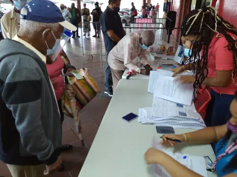 Pago a pensionados y jubilados en Bugaba, provincia de Chiriquí, se traslada de Romero al Súper 99 
