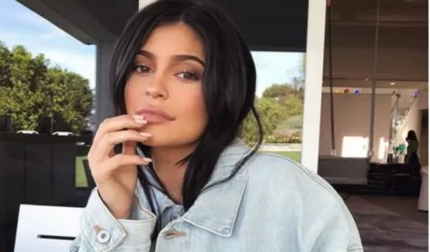 Kylie Jenner dice que su hija se hará cargo de su negocio