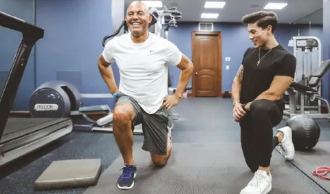 Mariano Rivera no pierde las condiciones físicas para disfrutar por muchos años a su nieta