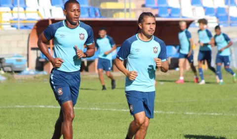 Nicolás 'Yuyu' Muñoz tiene una cita de título hoy en El Salvador