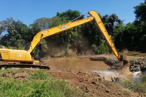 Idaan inicia los trabajos para represar el río Parita en Herrera