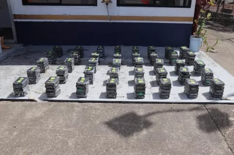 Senan incauta 200 paquetes de droga en la Isla  San José