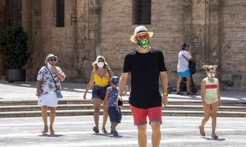 La covid-19 hace perder mil  millones de turistas y $1.3 billones en ingresos 