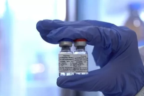 Gremios de médicos y enfermeras espera que con el segundo lote se complete la vacunación al personal de salud