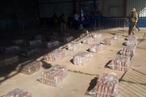 Juez de garantías de Veraguas ordena la detención provisional de dos costarricenses y un nicaragüense por tráfico de drogas